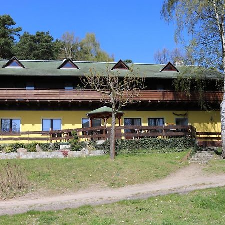Hotel Und Restaurant Karpfenschaenke Schenkendobern Экстерьер фото