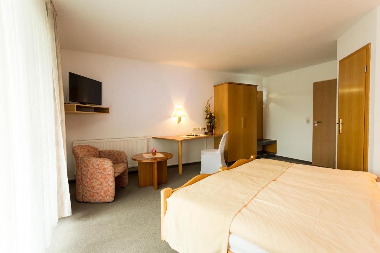 Hotel Und Restaurant Karpfenschaenke Schenkendobern Экстерьер фото