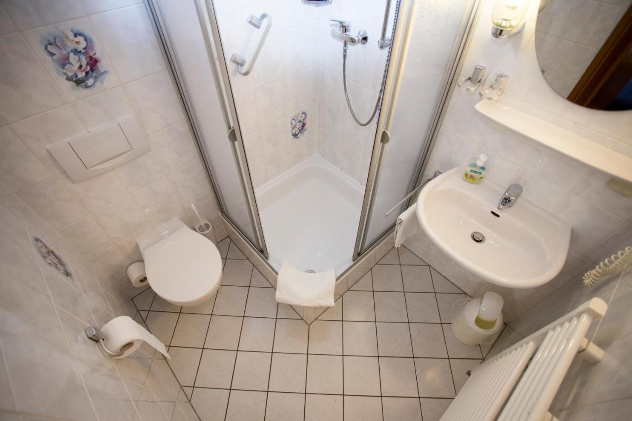 Hotel Und Restaurant Karpfenschaenke Schenkendobern Экстерьер фото